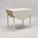 977 2262 DROP-LEAF TABLE